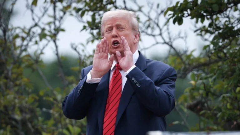 donald trumps Crypto in 401(k) Plans